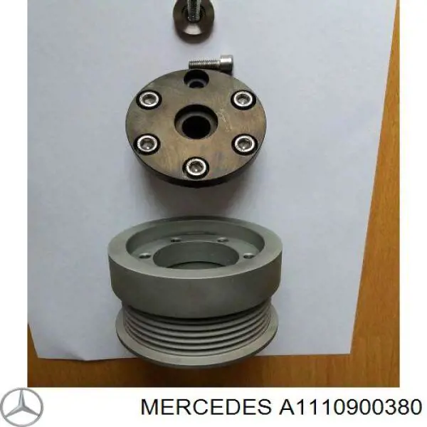 Компресор наддуву повітря Mercedes A1110900380 ціна, від 168.73 USD