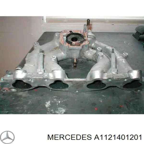 A1121401201 Mercedes колектор впускний