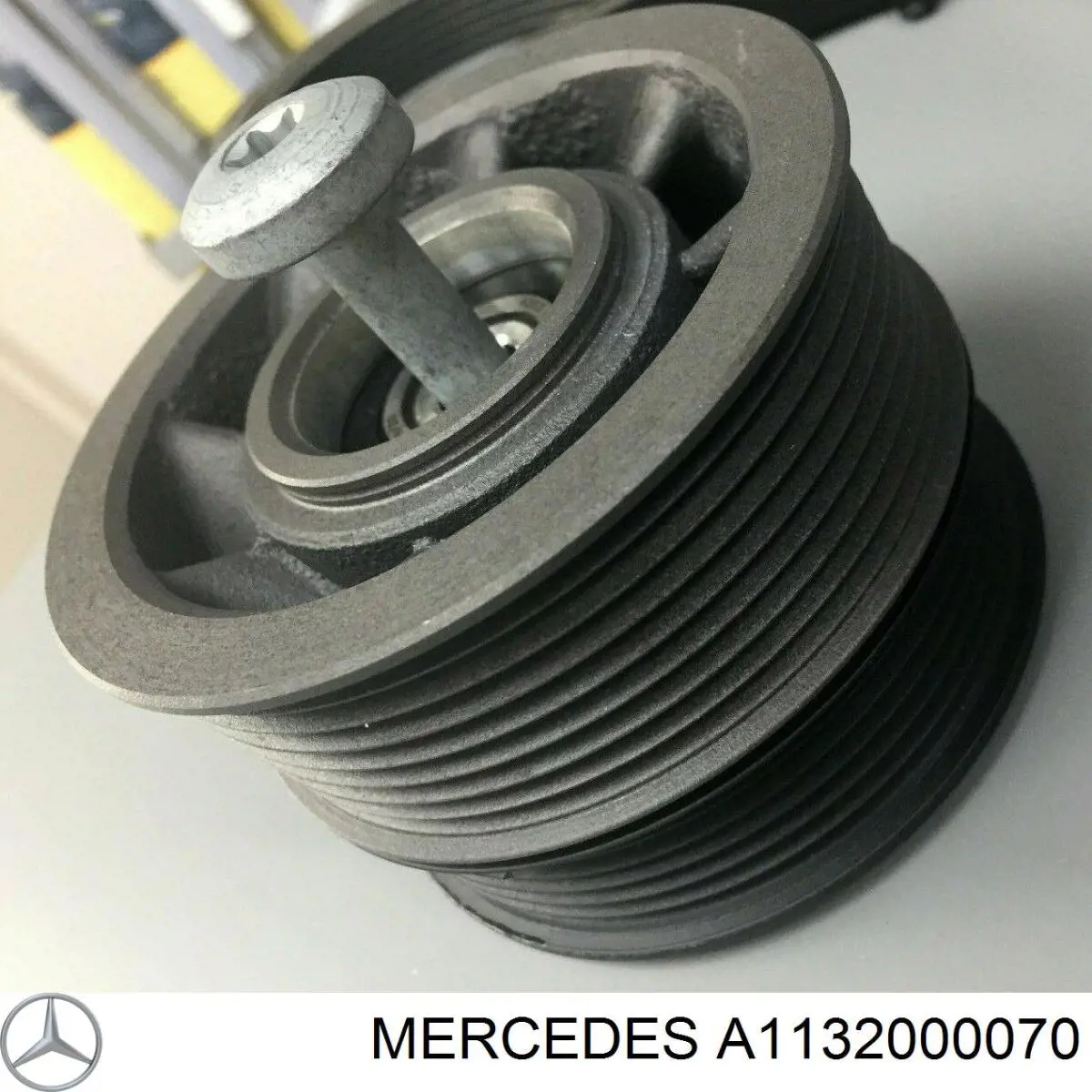 Натягувач приводного ременя Mercedes A1132000070 ціна, від 169.75 USD