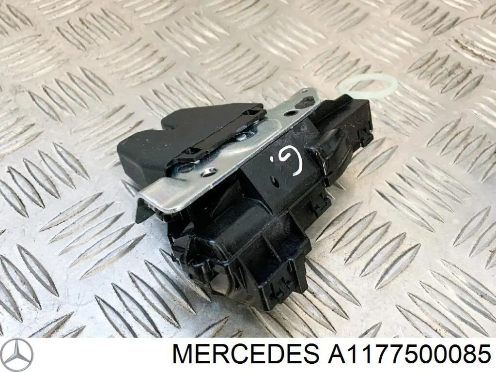 Замок кришки багажника/задньої 3/5-ї двері, задній на Mercedes E (W213)