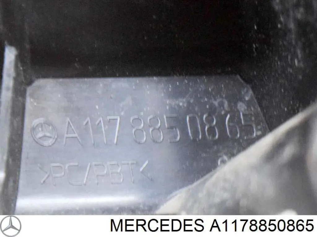A1178850865 Mercedes Кронштейн бампера заднього, правий