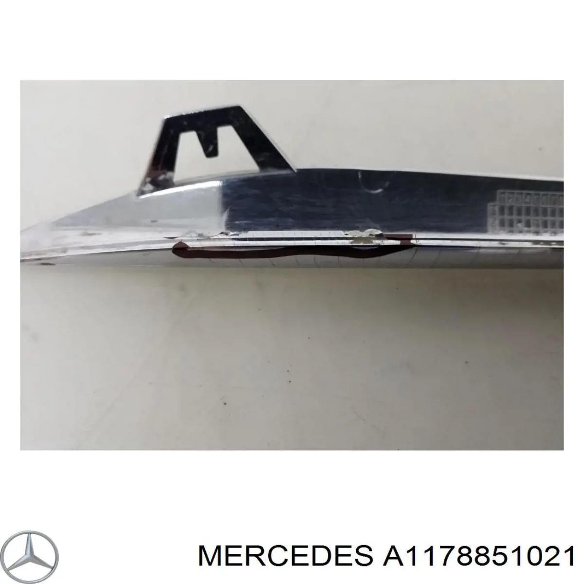 A1178851021 Mercedes Решітка радіатора