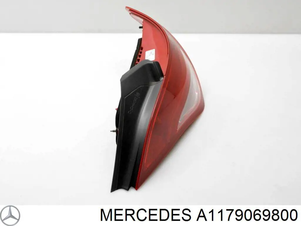 Задні ліхтарі Mercedes A1179069800 ціна, від 161.15 USD