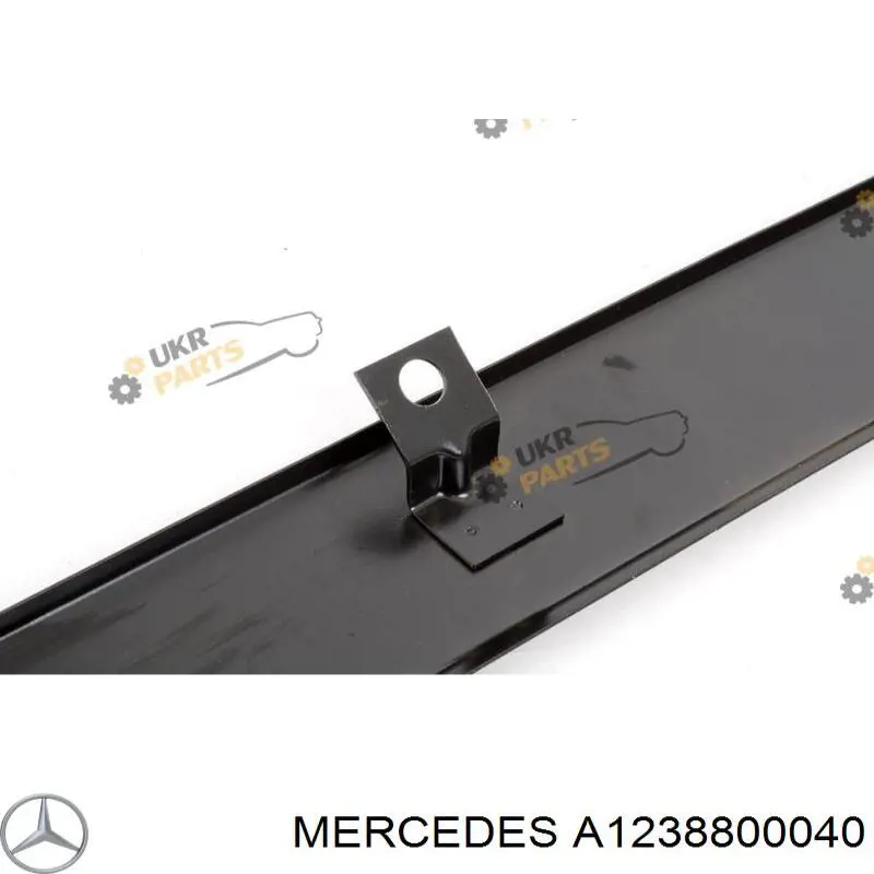 Рамка радіатора нижня Mercedes A1238800040 ціна, від 14.56 USD