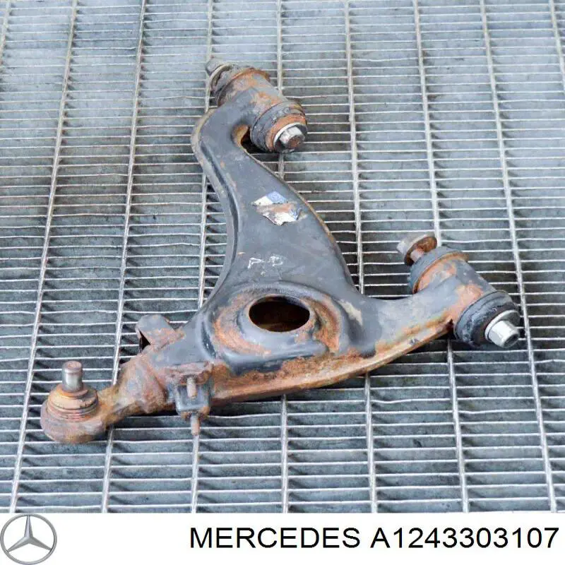Важіль передньої підвіски нижній, правий A1243303107 Mercedes