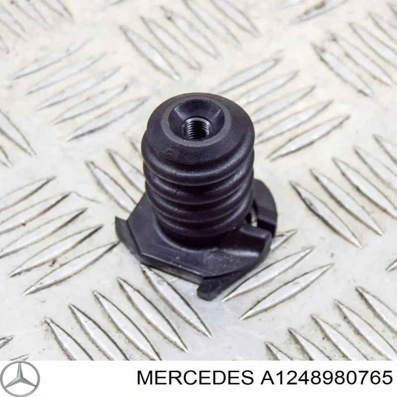 A1248980765 Mercedes Болт кріплення запасного колеса
