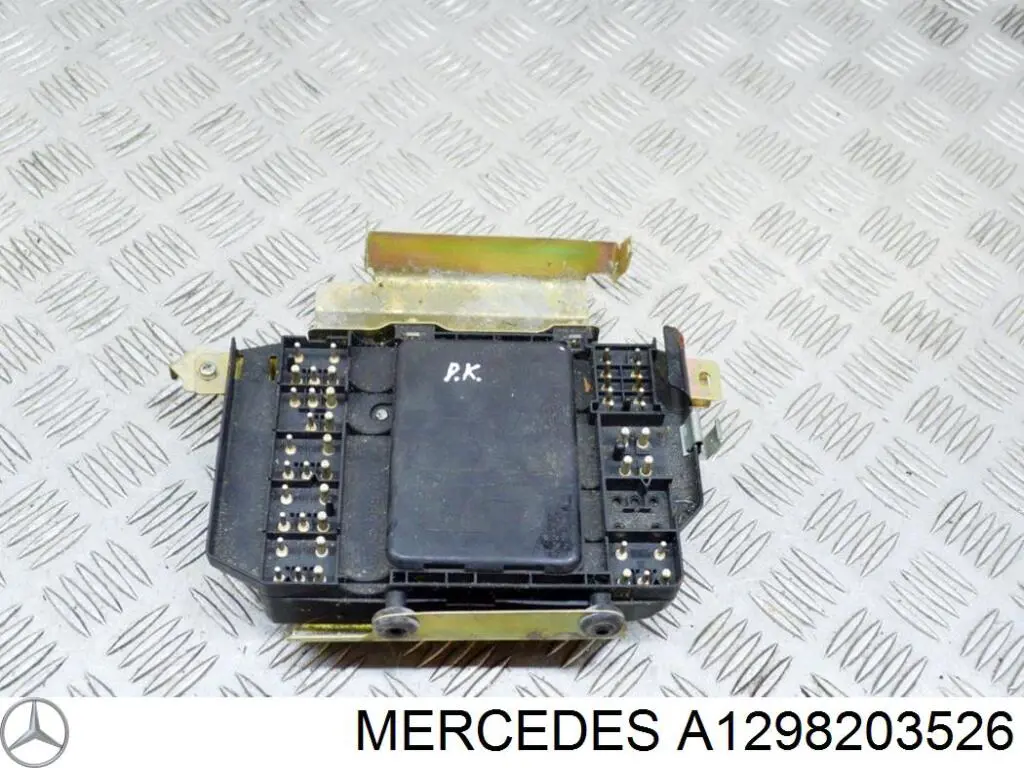 A1298203526 Mercedes 