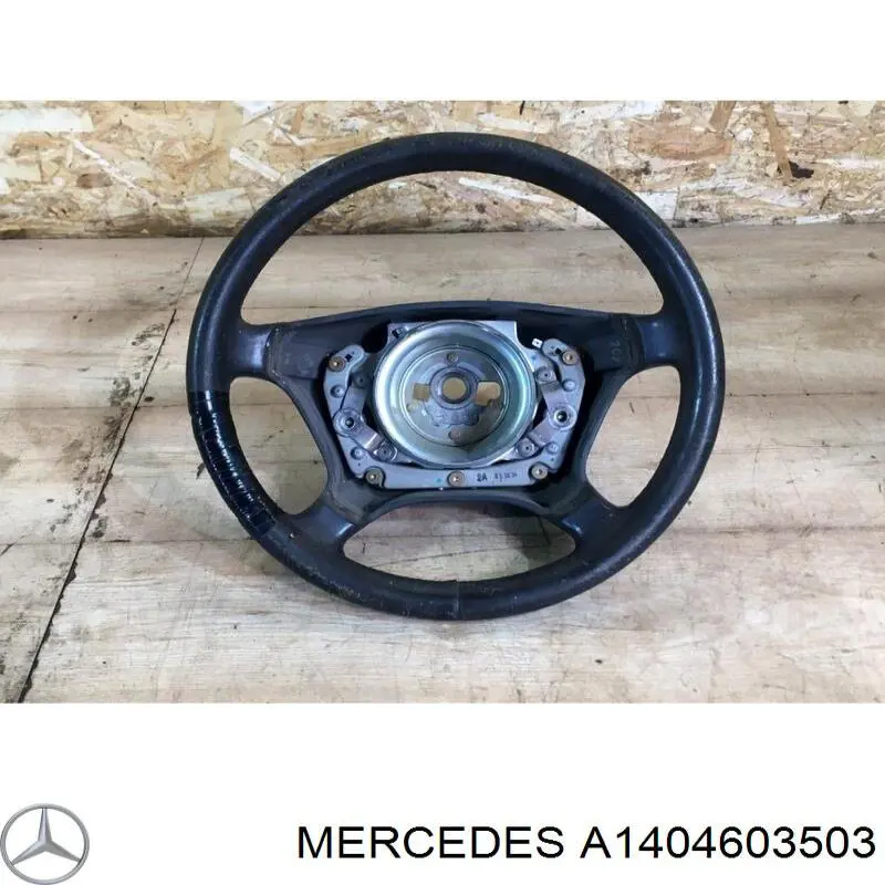  Кермо Mercedes C 