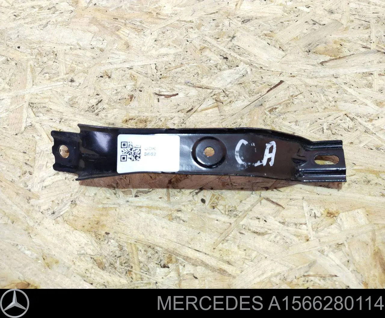 A1566280114 Mercedes Кронштейн кріплення крила переднього лівого, передній