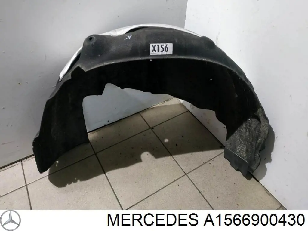 A1566900430 Mercedes Підкрилок задній правий
