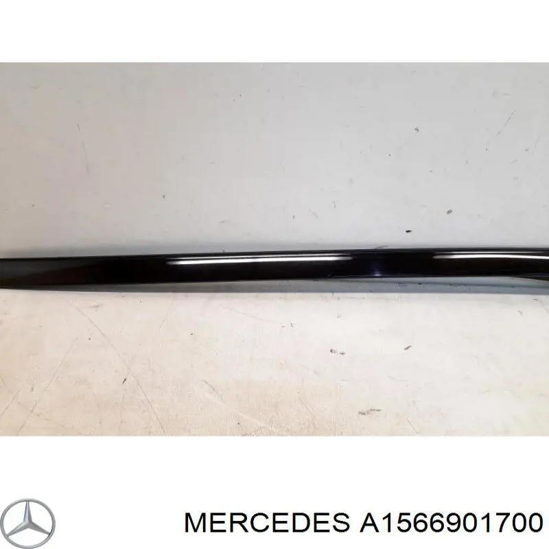 Купити A1566901700 Mercedes Молдинг вітрового скла лівий