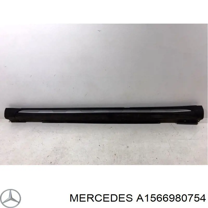 A1566980754 Mercedes Накладка зовнішня (молдинг) порога, лівий
