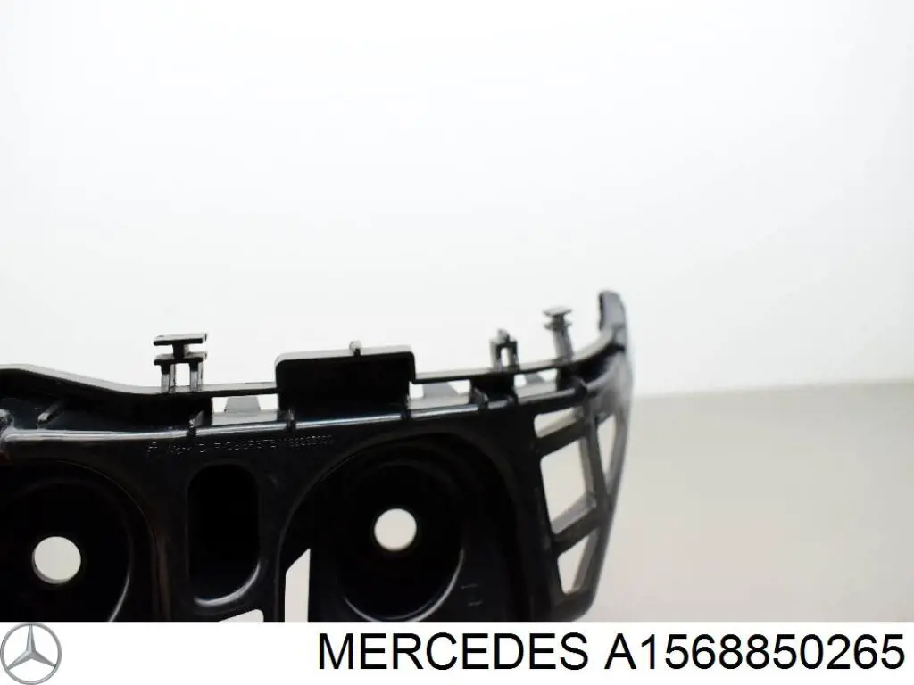 A1568850265 Mercedes Кронштейн бампера заднього, правий