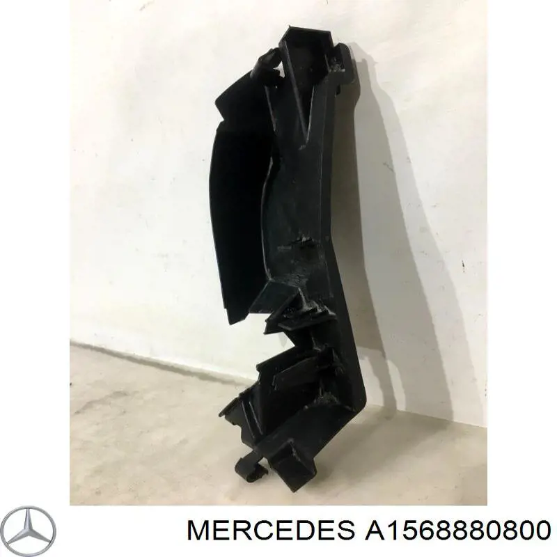 A1568880800 Mercedes 