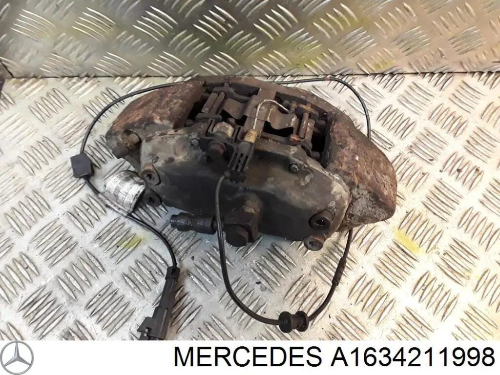 A1634211998 Mercedes Супорт тормзной