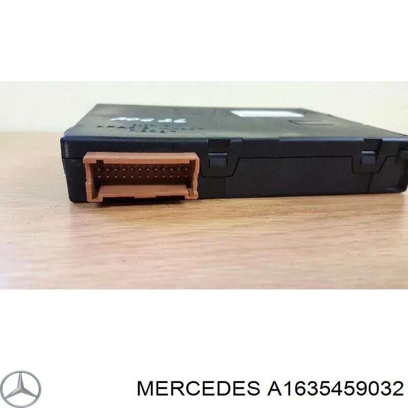 Регулятор оборотів вентилятора A1635459032 Mercedes