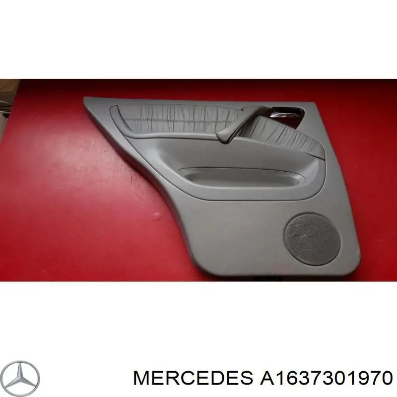 Купити A1637301970 Mercedes Обшивка лівих задніх дверей