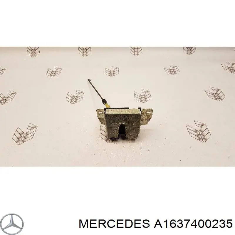 Купити A1637400235 Mercedes Замок 3/5-х дверей, задній