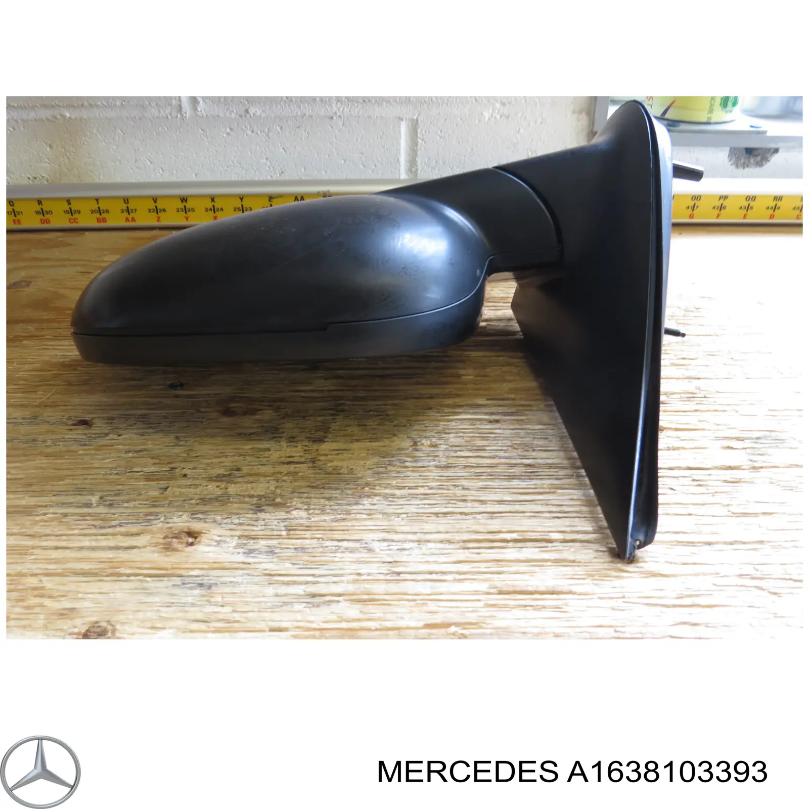 Ліве бічне дзеркало Mercedes A1638103393 ціна, від 101.35 USD