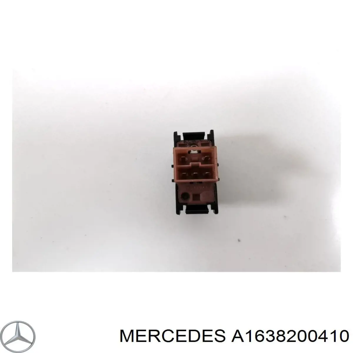 Кнопковий блок керування склопідіймачами центральної консолі Mercedes A1638200410 ціна, від 54.06 UAH
