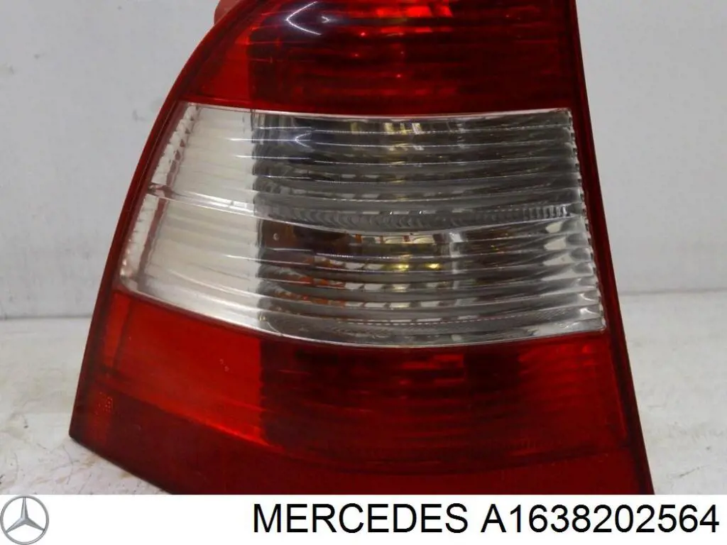 A1638202564 Mercedes Задня ліва фара