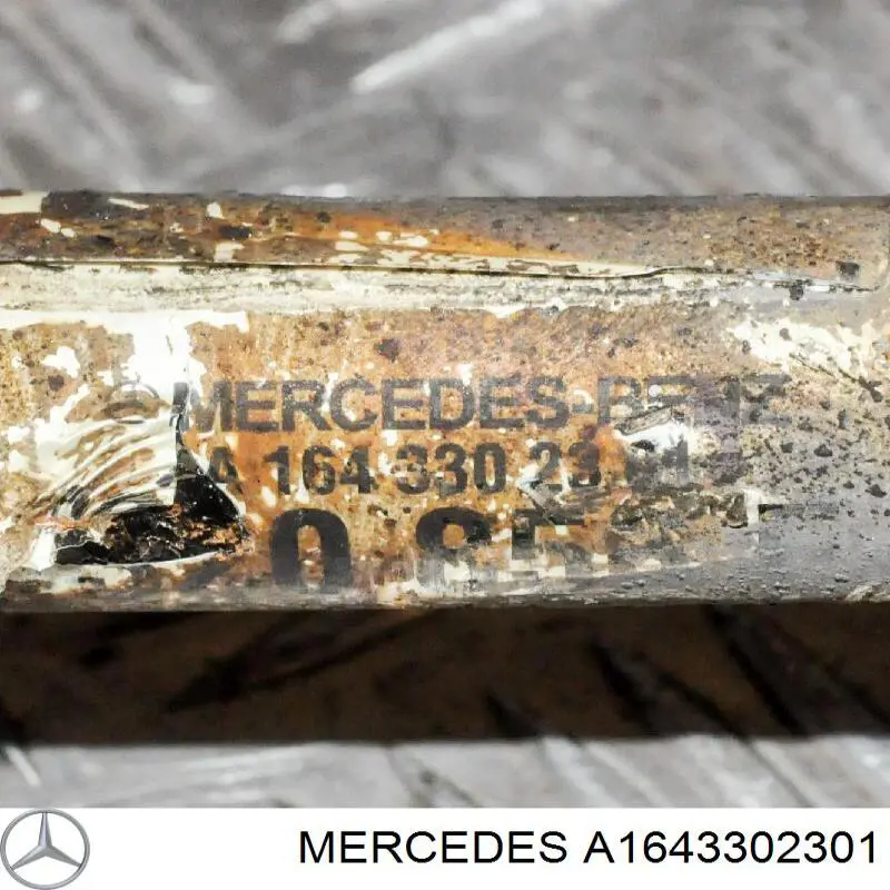 Купити A1643302301 Mercedes Ліва піввісь
