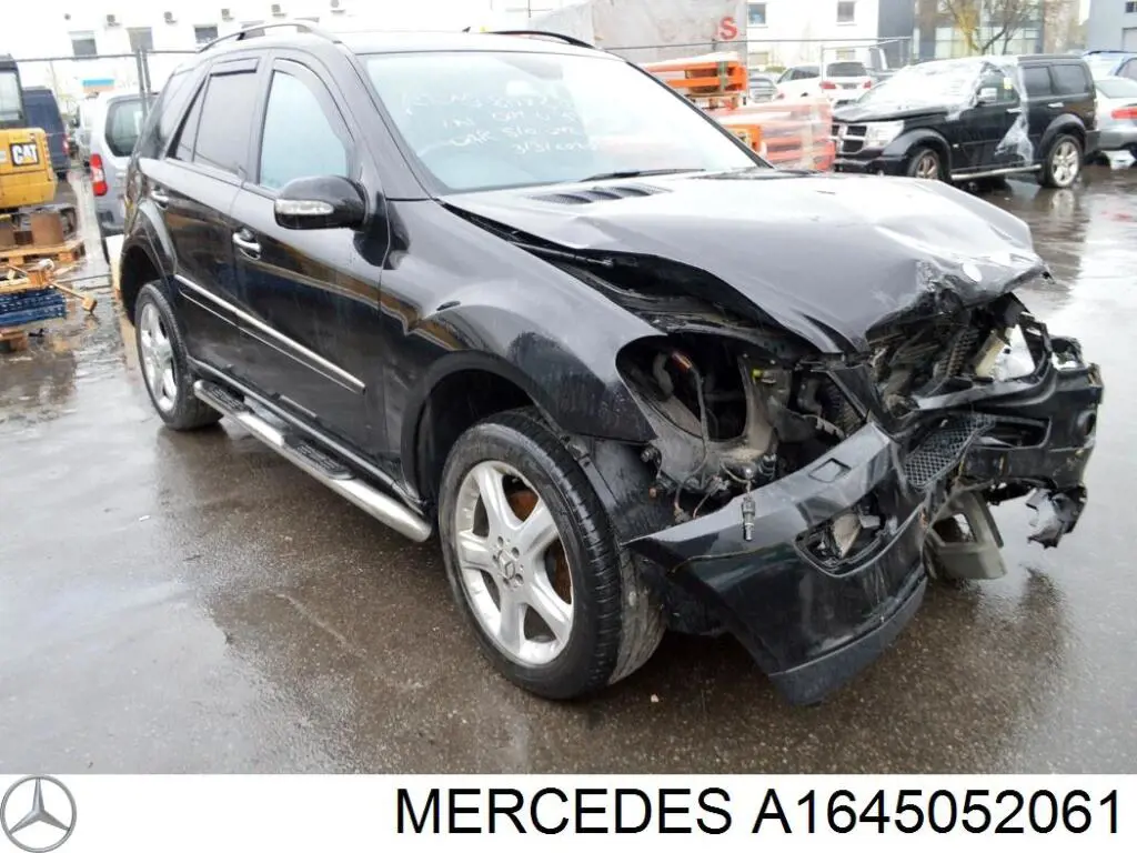 A1645052061 Mercedes Патрубок повітряний, вхід повітряного фільтра