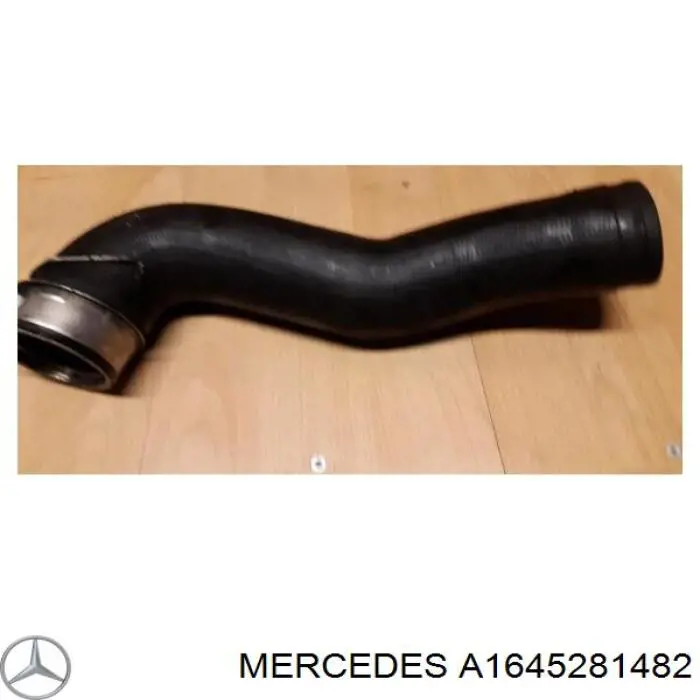 Шланг/патрубок интеркуллера Mercedes A1645281482 ціна, від 15.58 USD