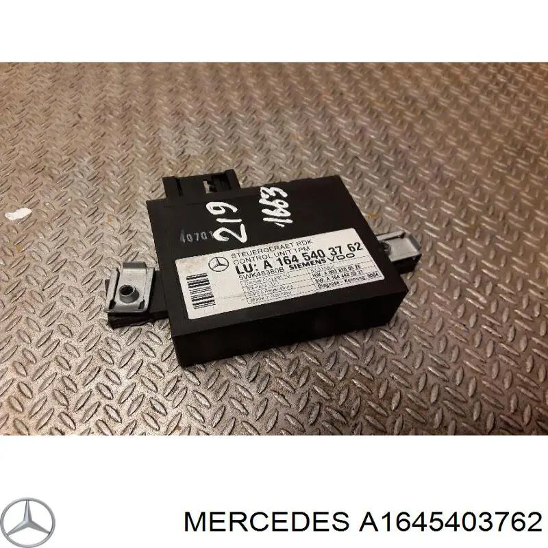 Блок системи контролю тиску в шинах Mercedes A1645404701 ціна, від 24.04 USD