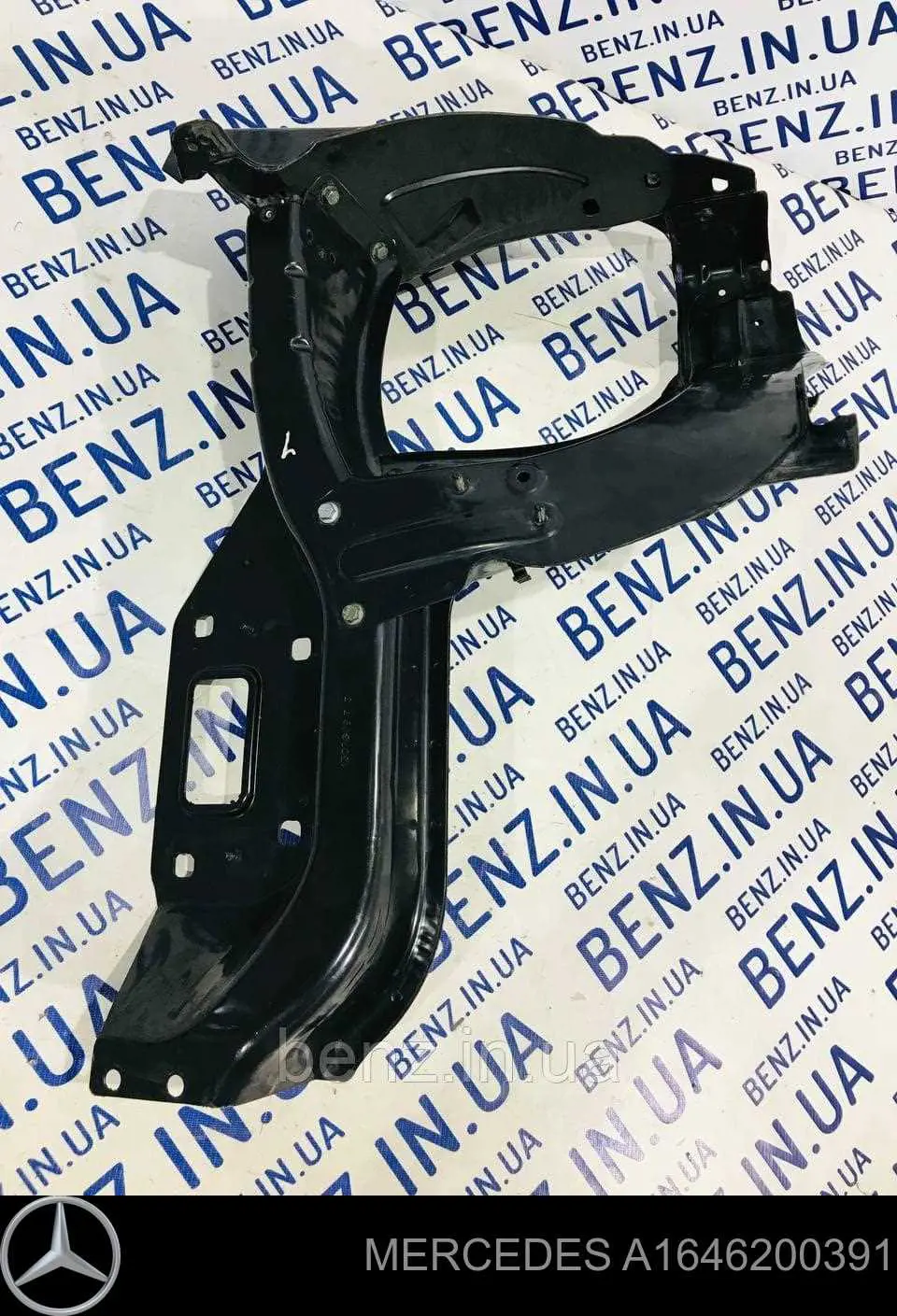Рамка радіатора ліва Mercedes A1646200391 ціна, від 82.27 USD