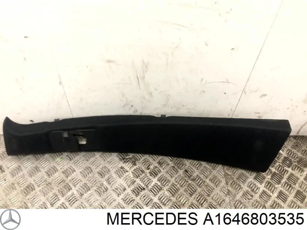 Купити A1646803535 Mercedes Обшивка стійки кузова внутрішньої, середня нижня ліва