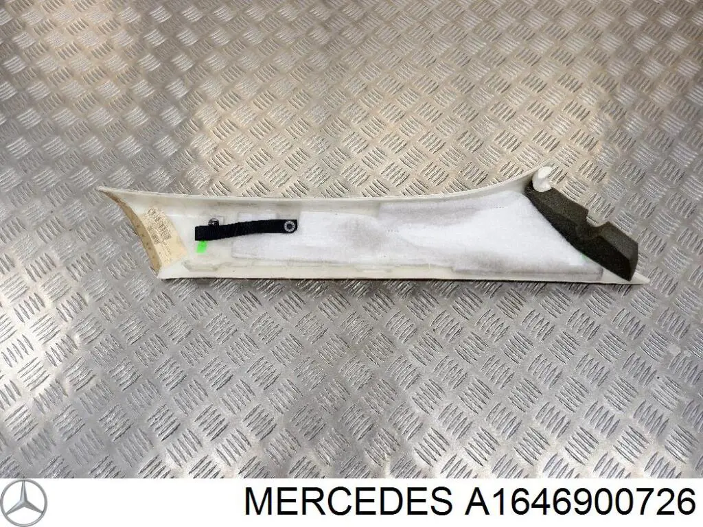 Скло лобове Mercedes A1646900726