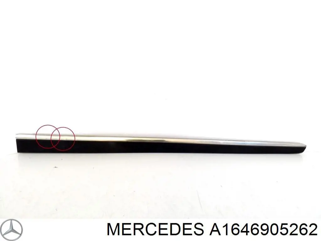 Молдинг передньої правої двері на Mercedes ML/GLE (W164)