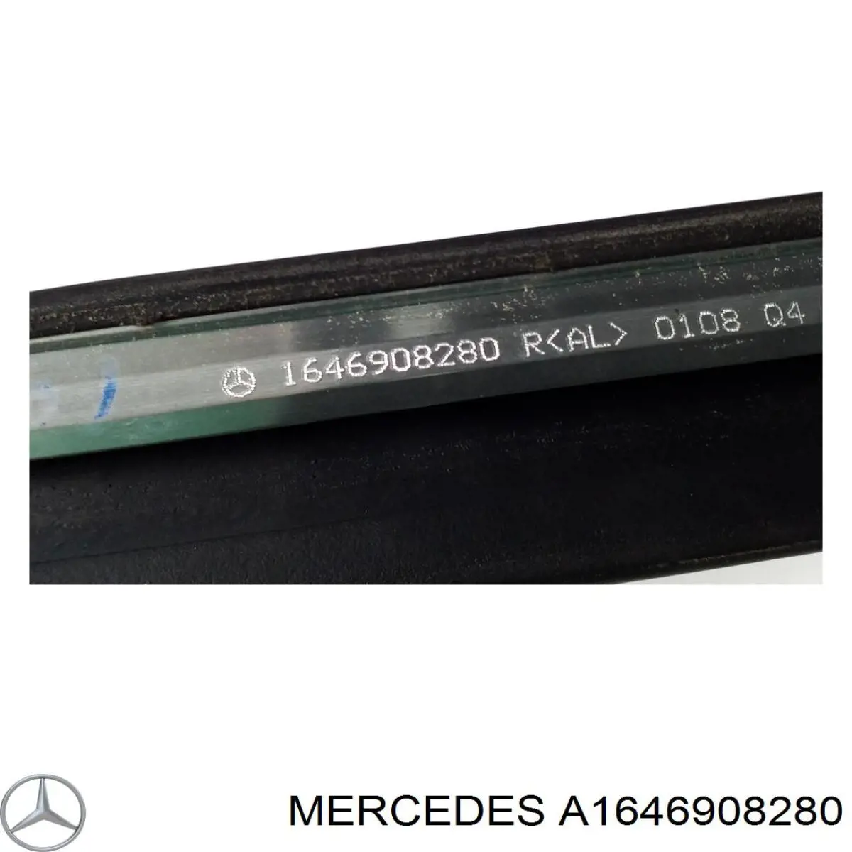 Молдинг заднього скла, правий Mercedes A1646908280 ціна, від 20.53 USD