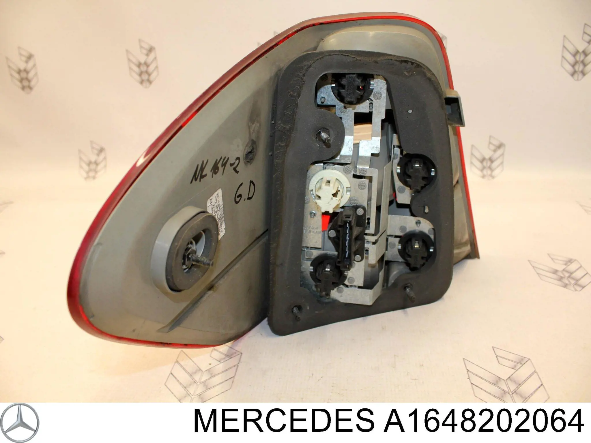 Задні ліхтарі Mercedes A1648202064 ціна, від 57.01 USD