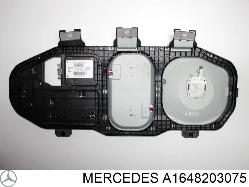 A1648203075 Mercedes Антена на дах