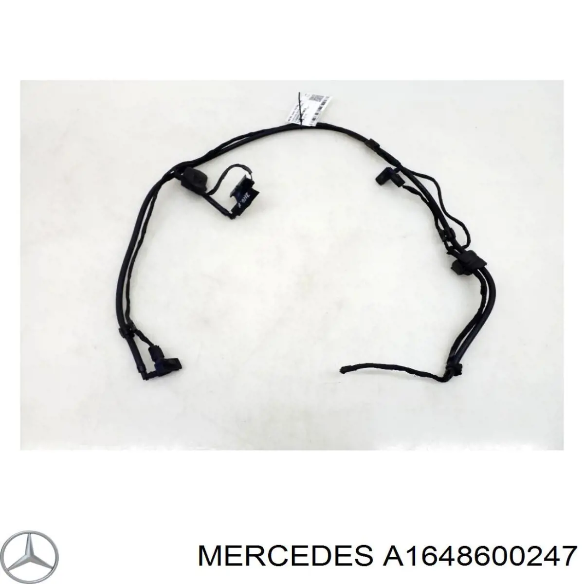 1648600247 Mercedes форсунка омивача скла лобового, права