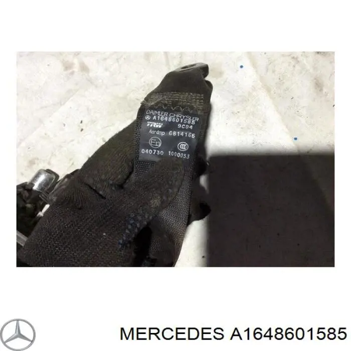 Пасок безпеки задній лівий A1648601585 Mercedes