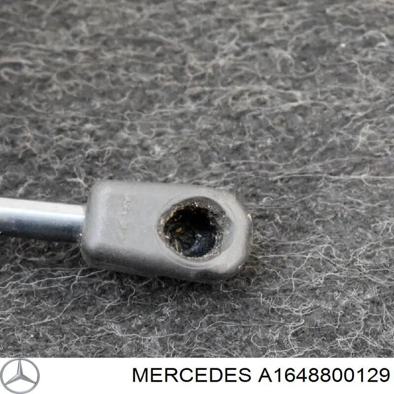 Стійка капота права Mercedes A1648800129
