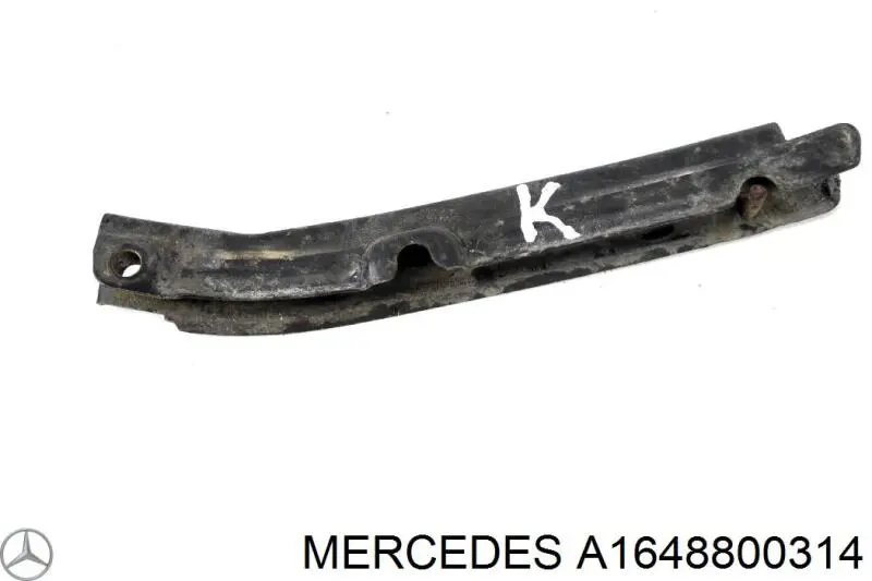 Направляюча переднього бампера, ліва Mercedes A1648800314 ціна, від 24.21 USD