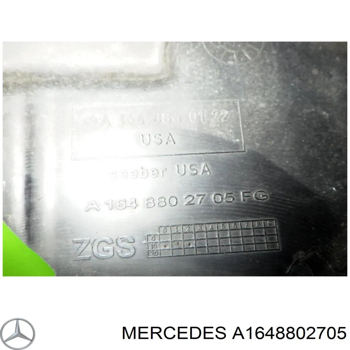 1648802705 Mercedes підкрилок переднього крила, лівий передній