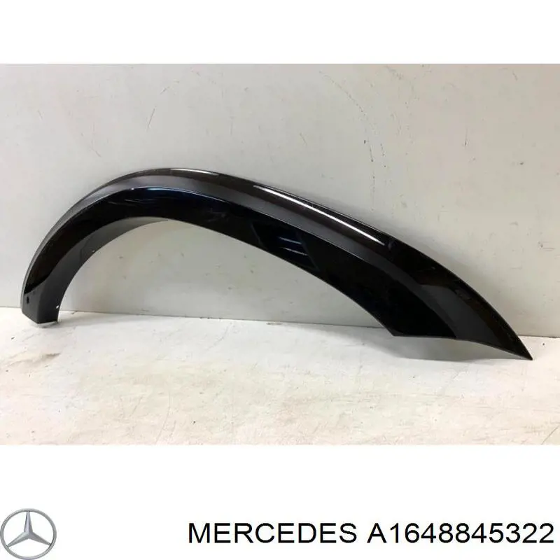 Купити A1648845322 Mercedes Молдинг арки колеса заднього, лівий
