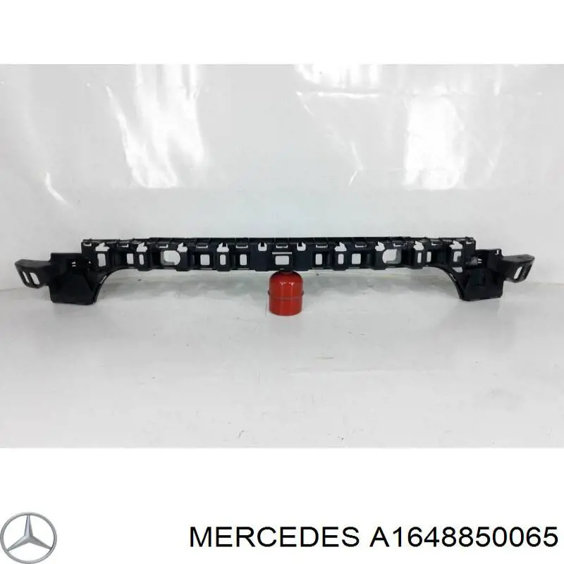 Кронштейн бампера заднього, центральний Mercedes A1648850065