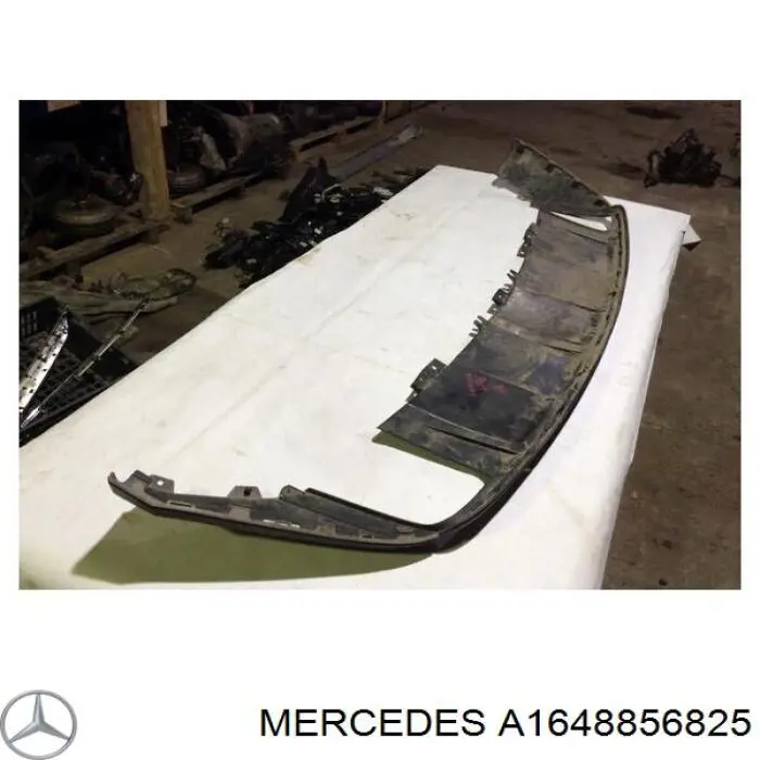 A1648856825 Mercedes 