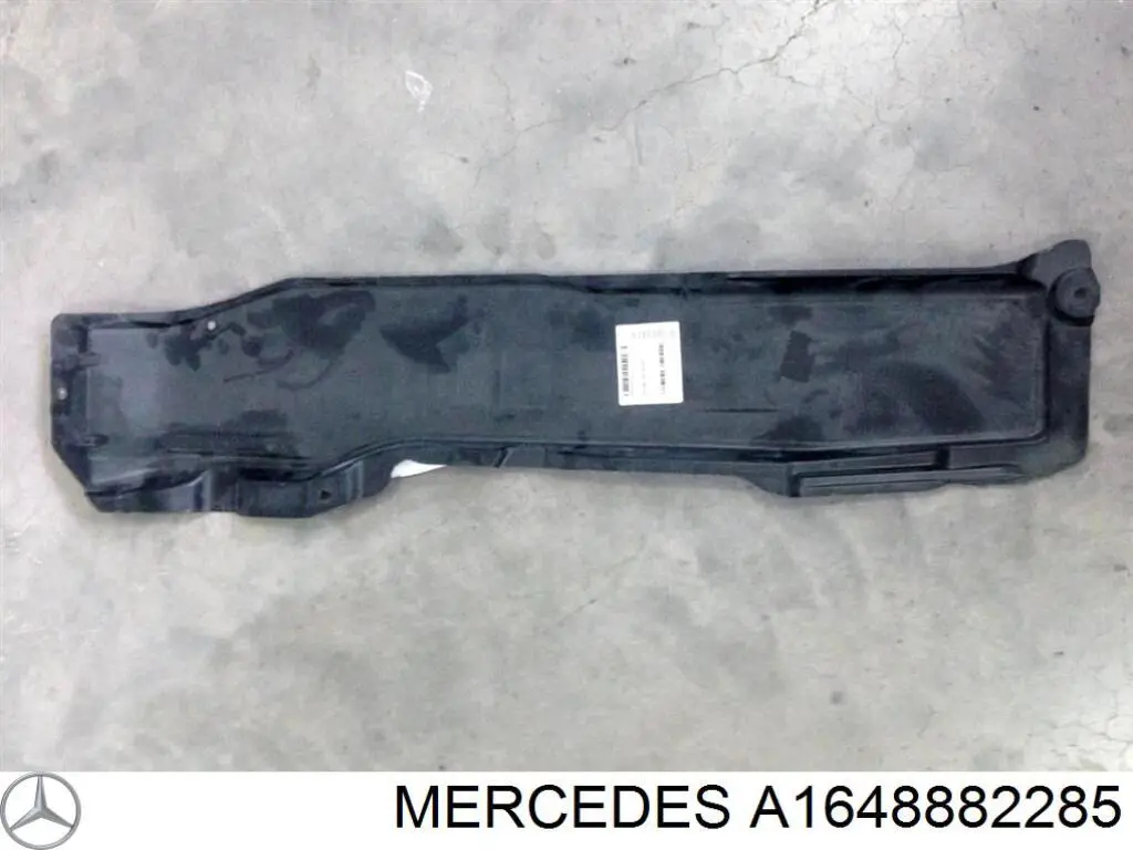 A1648882285 Mercedes Решітка радіатора