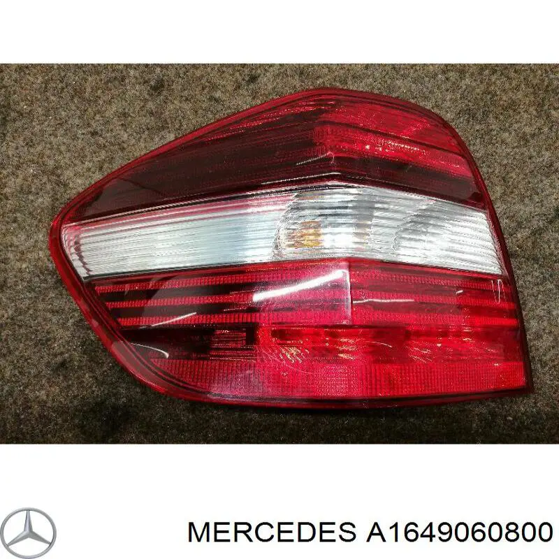 A1649060800 Mercedes ліхтар задній правий