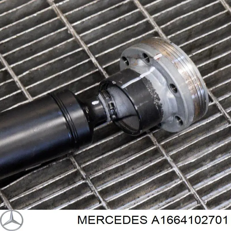 Вал карданний переднього моста Mercedes A1664102701 ціна, від 185.19 USD