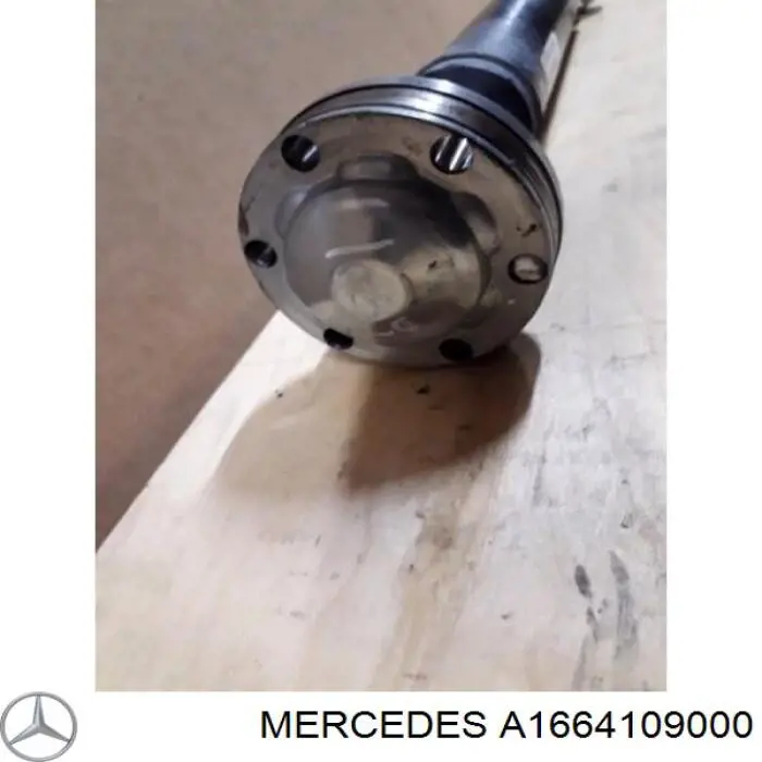 Вал карданний, передній Mercedes A166410290180