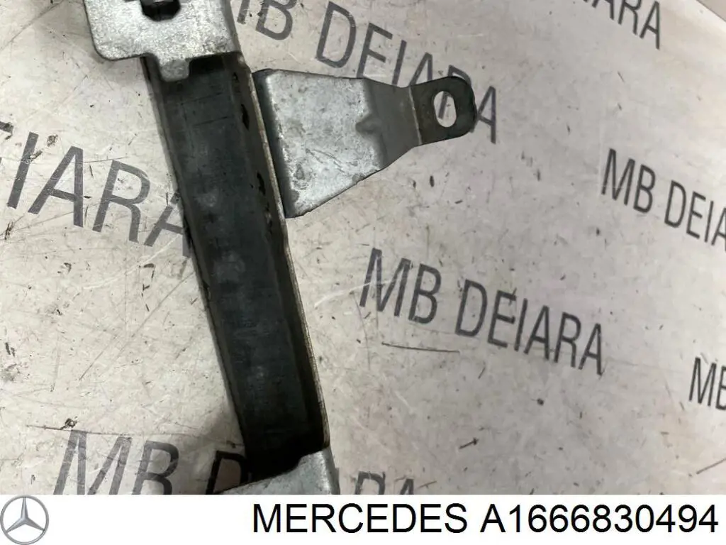  Mercedes A1666830494 ціна, від 10.13 USD