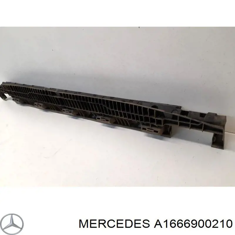 Рейлінг даху правий Mercedes A1666900210 ціна, від 76.02 USD